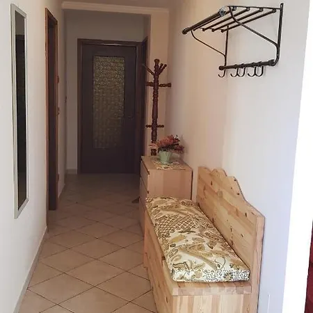 Apartman Paradis Entre Le Ciel Et Les Montagnes